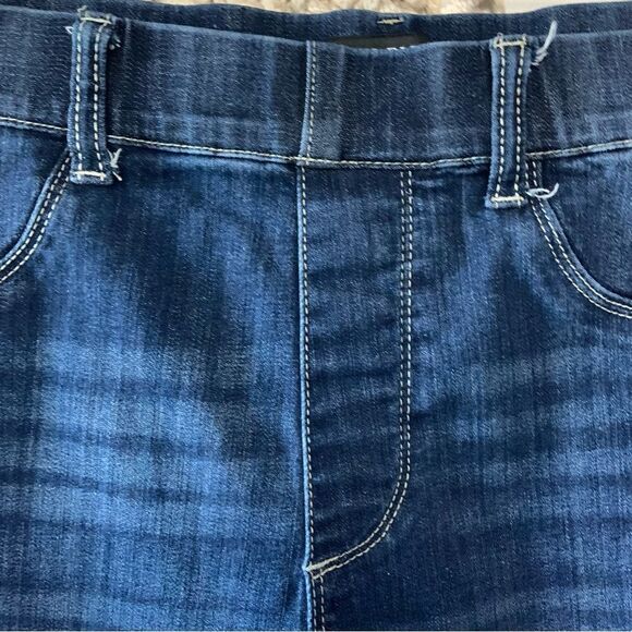 JUDY BLUE High Rise Pull On Cuffed Shorts Blue 1XL - Picture 4 of 15